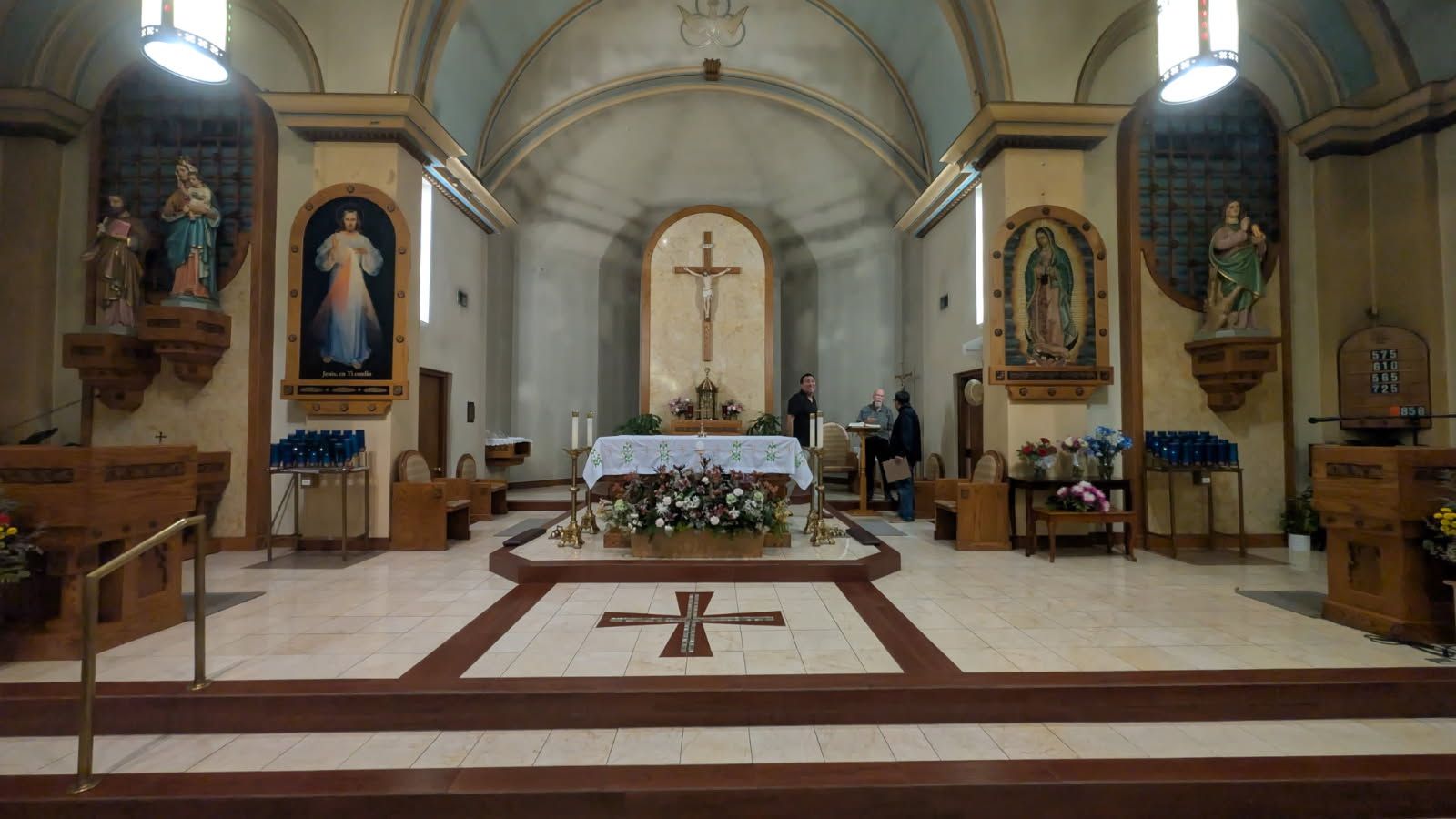 Revitalizing a Historic Church with Fresh Paint and Skillful Craftsmanship image Revitalizing a Historic Church with Fresh Paint and Skillful Craftsmanship image