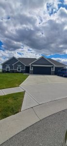 Gallery photos for Spectacular Curb Appeal Upgrade with Fresh Paint: Image #1