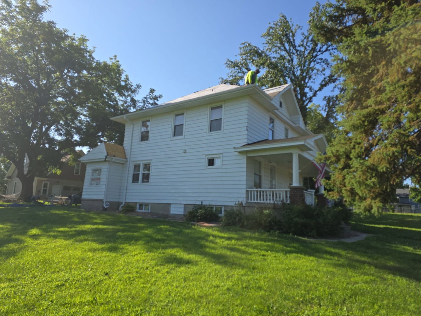 Gallery photos for Expert Roofing Project Home Transformation: Image #3